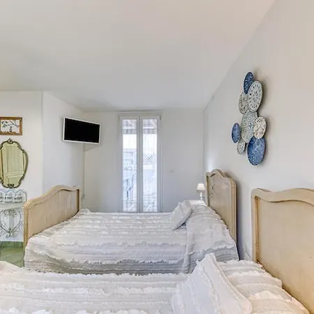 Fronte Mare & Spiagge Apartment *