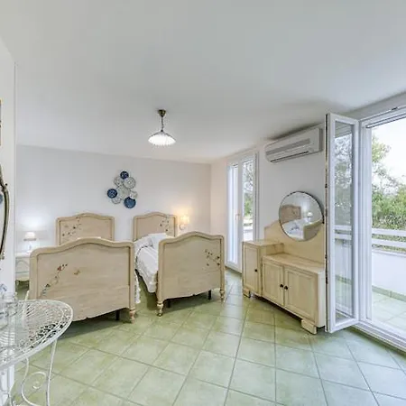 Fronte Mare & Spiagge Apartment *